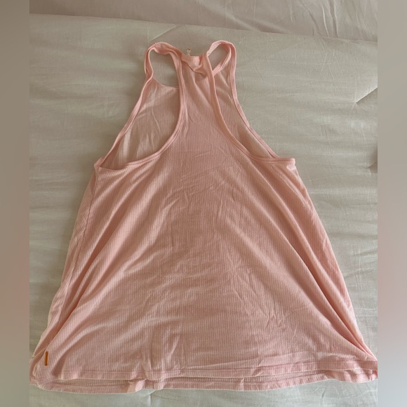 Lucy sleeveless Top - Picture 2 of 3